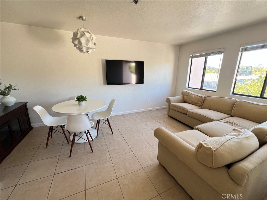 1239 E Foothill Blvd #205, San Luis Obispo, CA 93405