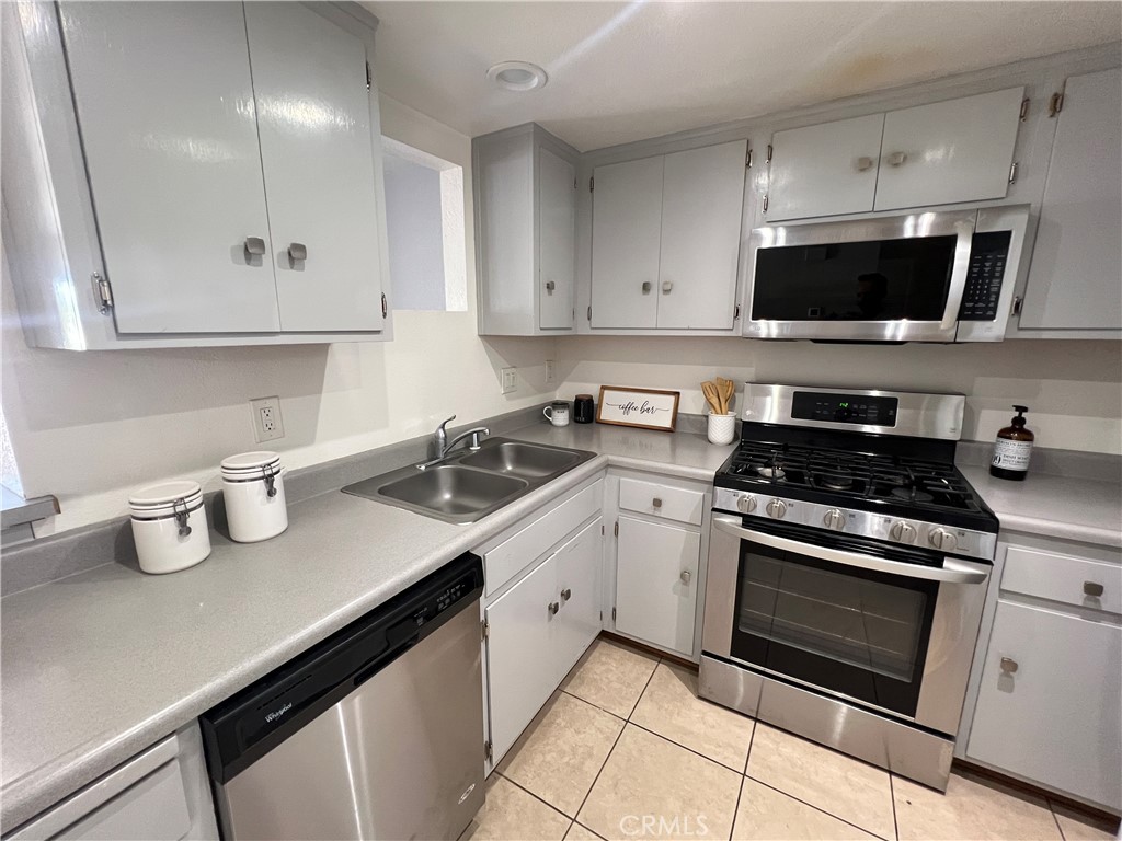 1239 E Foothill Blvd #205, San Luis Obispo, CA 93405