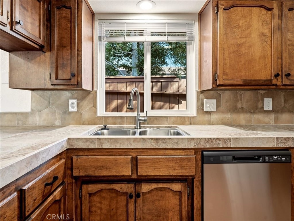 1050 Santa Ynez Ave, Los Osos, CA 93402