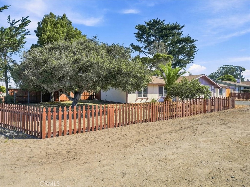 1050 Santa Ynez Ave, Los Osos, CA 93402