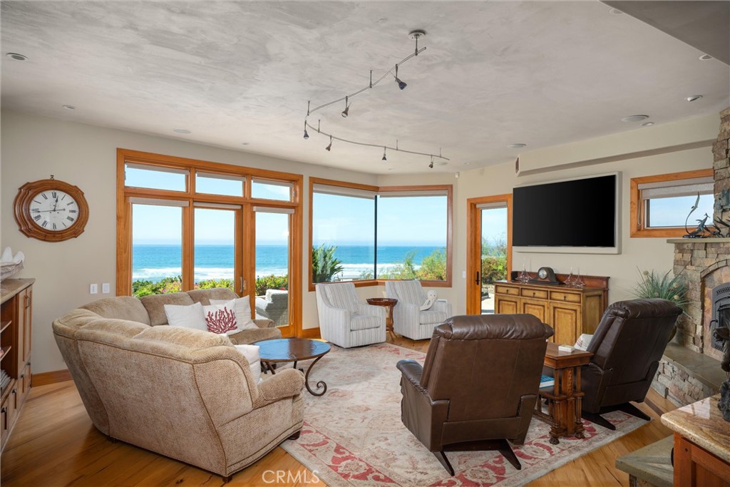 2618 Studio Dr, Cayucos, CA 93430
