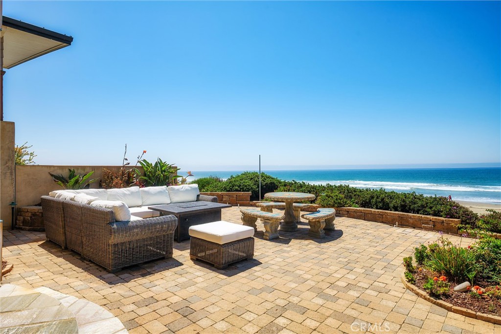 2618 Studio Dr, Cayucos, CA 93430
