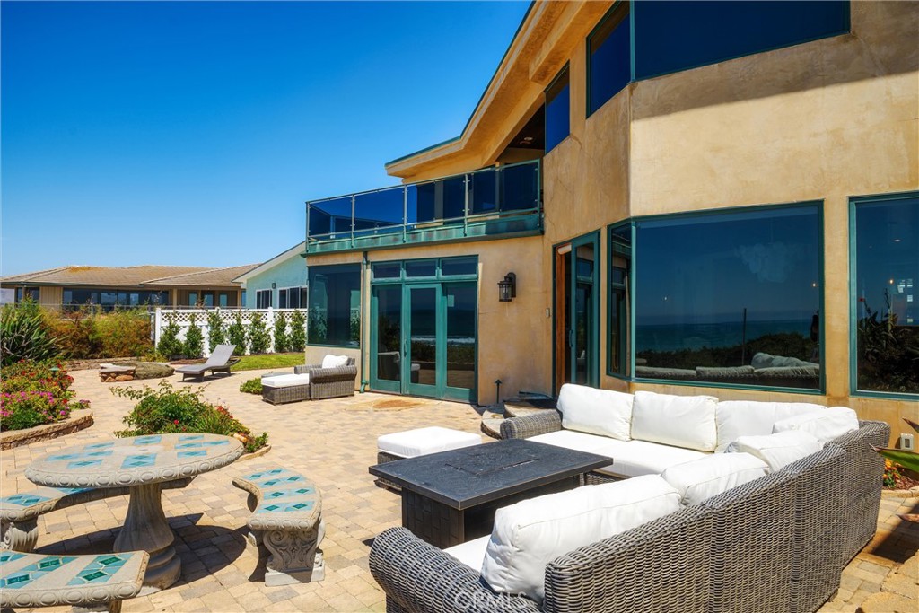 2618 Studio Dr, Cayucos, CA 93430