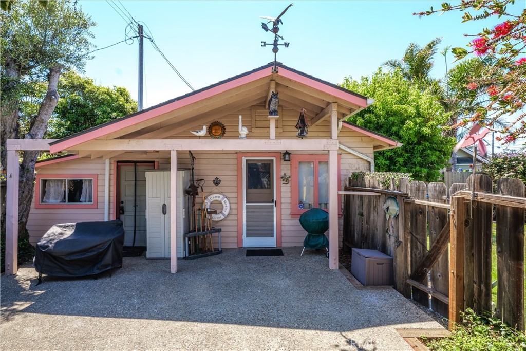 62 12th, Cayucos, CA 93430