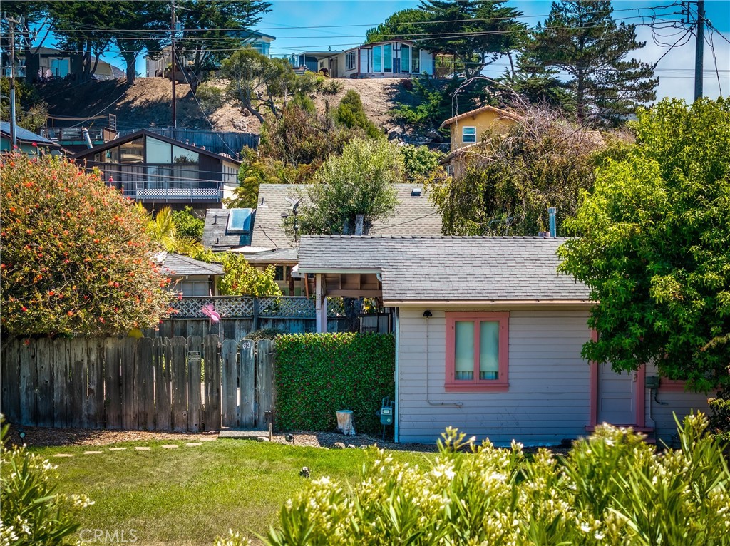 62 12th, Cayucos, CA 93430