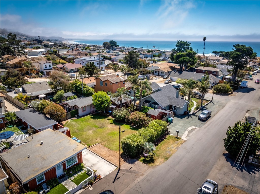 62 12th, Cayucos, CA 93430
