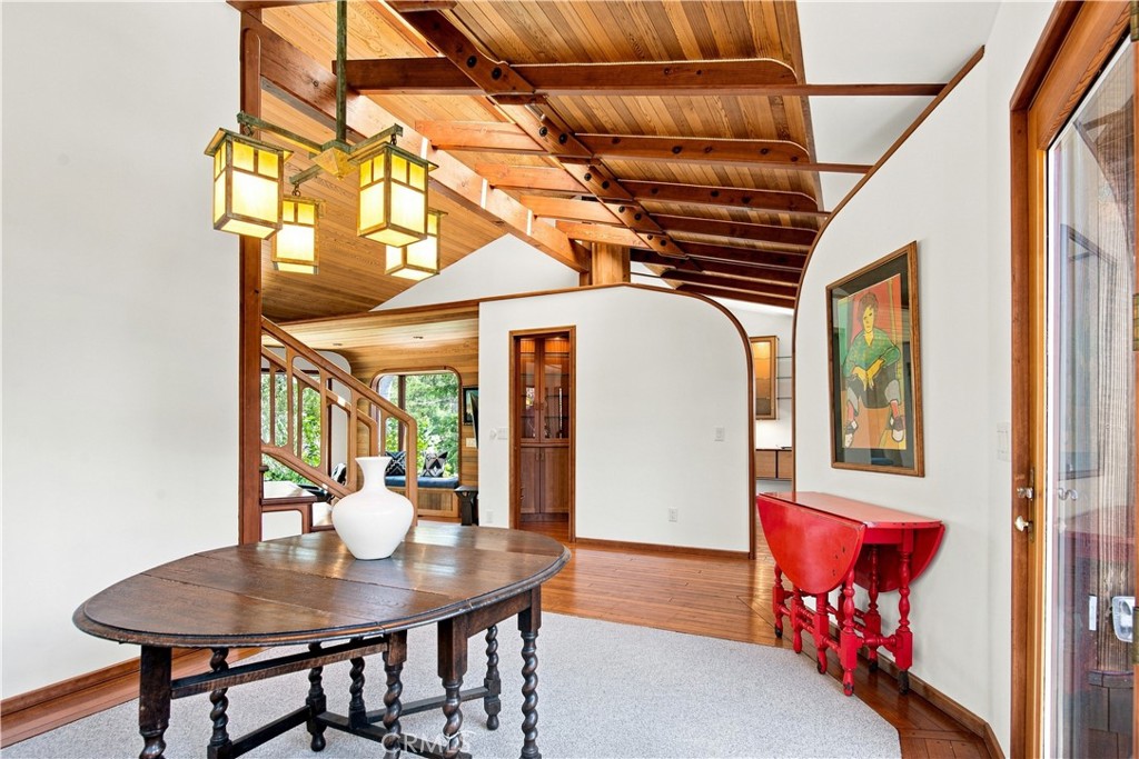 565 Chiswick Way, Cambria, CA 93428