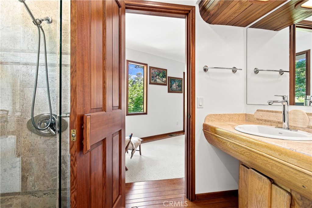 565 Chiswick Way, Cambria, CA 93428