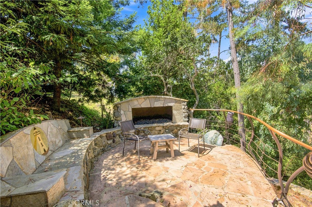 565 Chiswick Way, Cambria, CA 93428