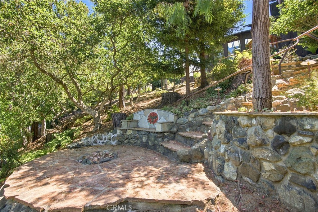 565 Chiswick Way, Cambria, CA 93428