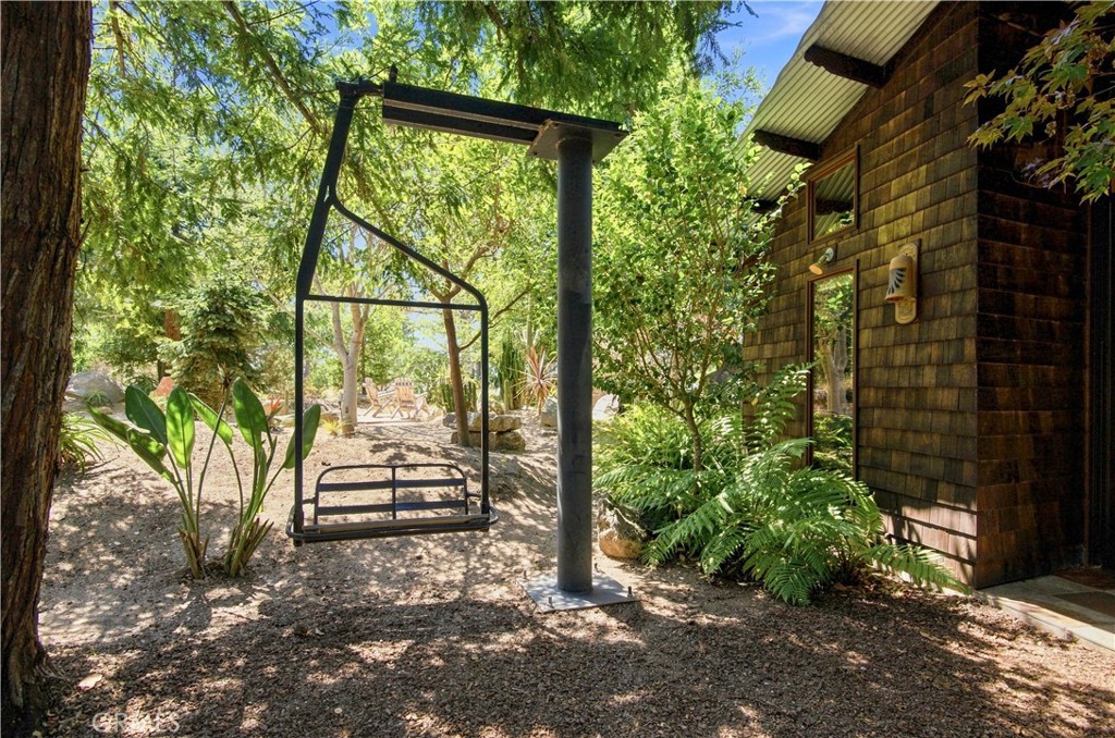 565 Chiswick Way, Cambria, CA 93428