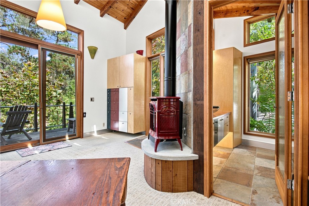 565 Chiswick Way, Cambria, CA 93428