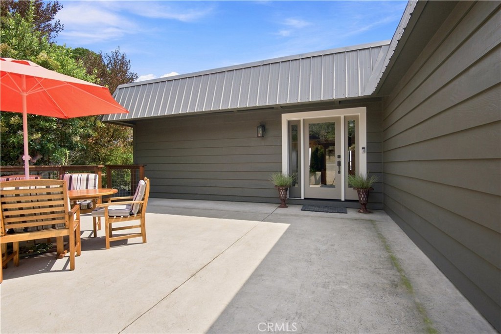 1716 Pineridge Dr, Cambria, CA 93428