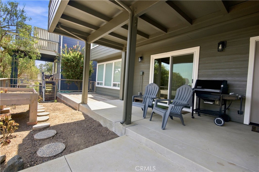 1716 Pineridge Dr, Cambria, CA 93428