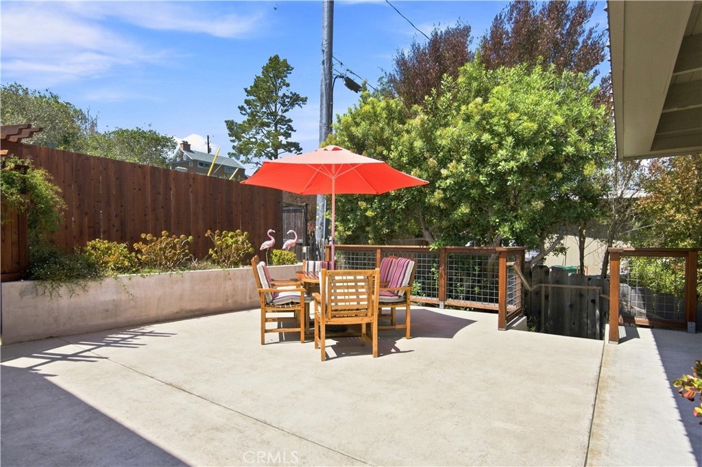 1716 Pineridge Dr, Cambria, CA 93428