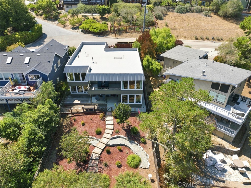 1716 Pineridge Dr, Cambria, CA 93428
