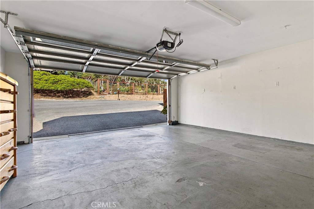 1716 Pineridge Dr, Cambria, CA 93428