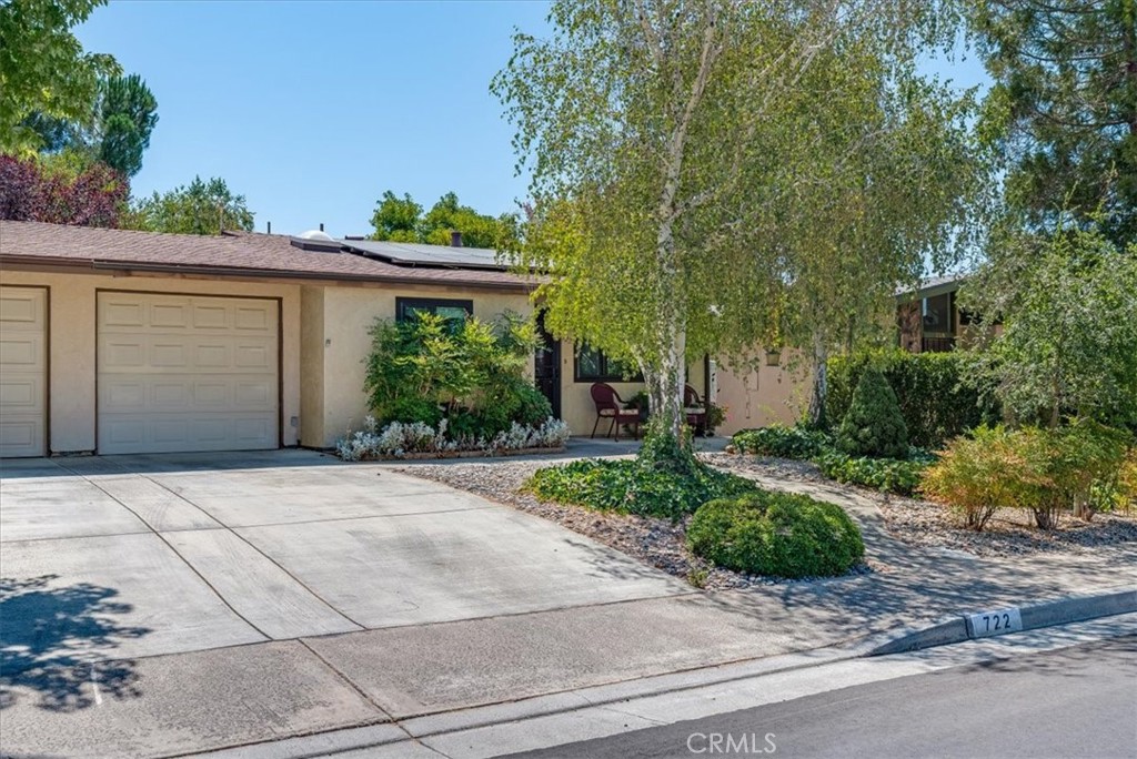 722 Deerfield Ln, Paso Robles, CA 93446