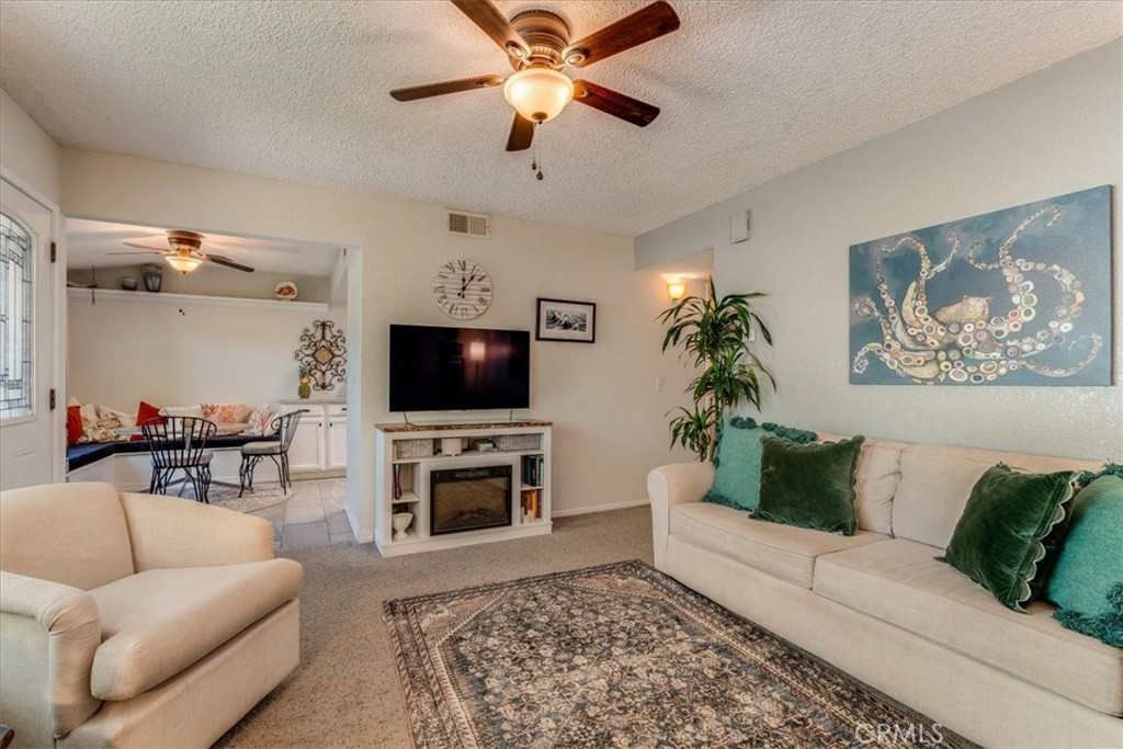 722 Deerfield Ln, Paso Robles, CA 93446