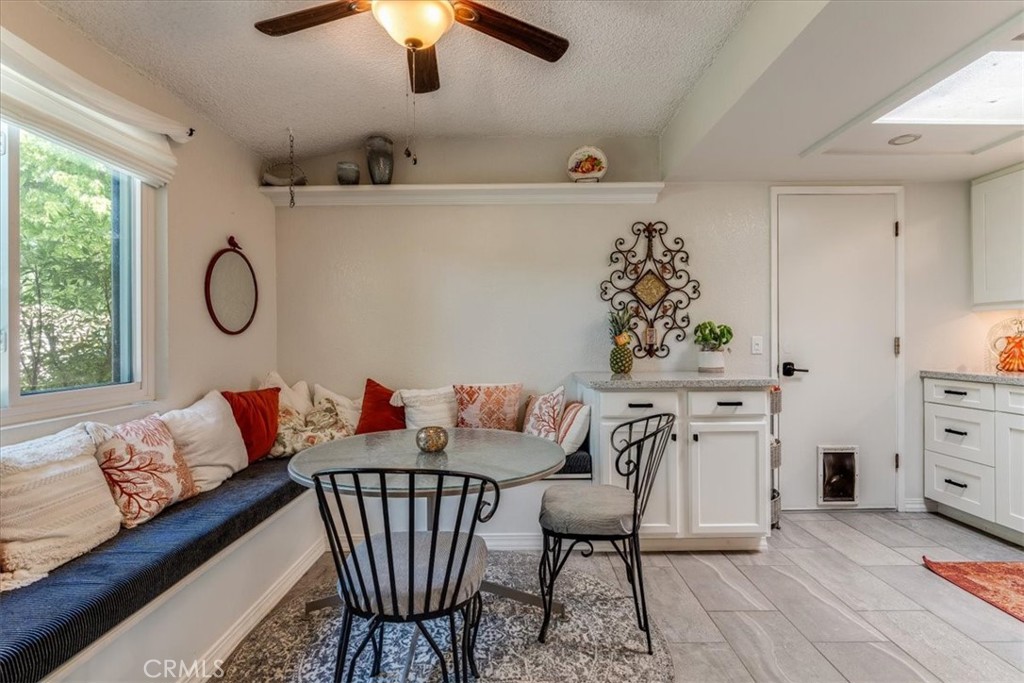 722 Deerfield Ln, Paso Robles, CA 93446