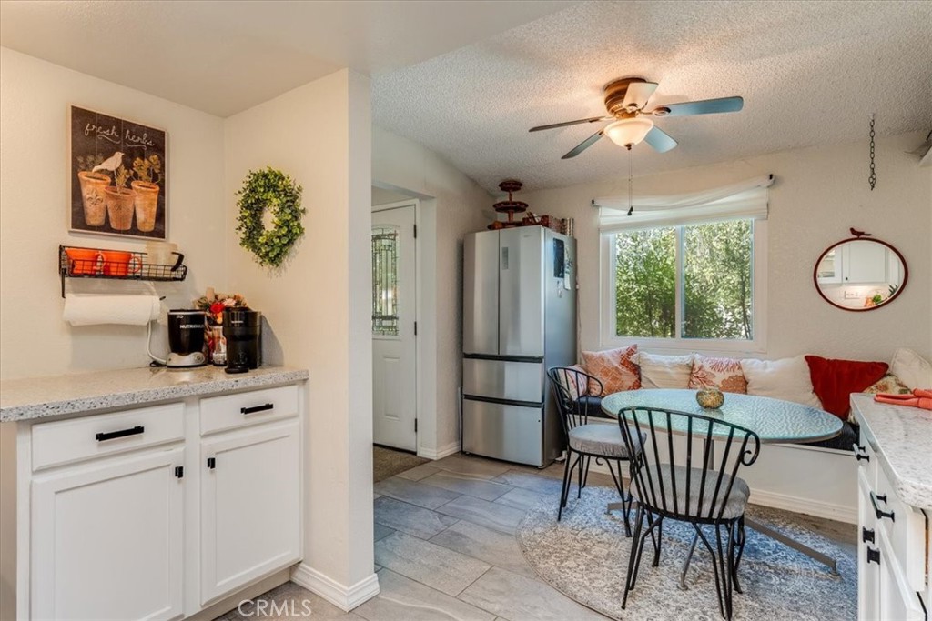 722 Deerfield Ln, Paso Robles, CA 93446
