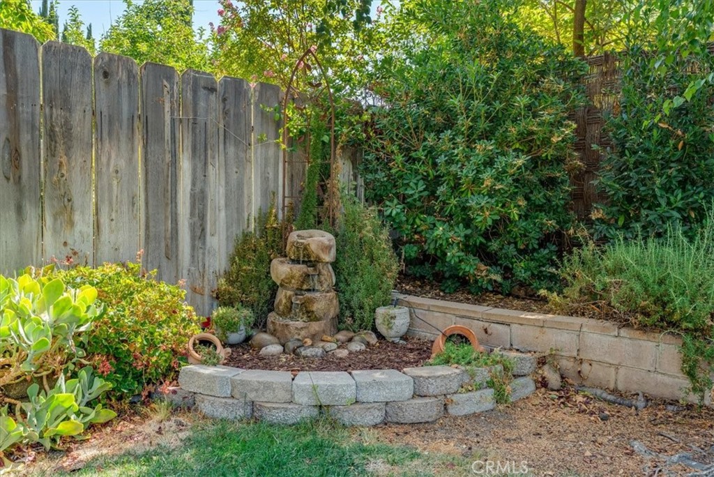 722 Deerfield Ln, Paso Robles, CA 93446