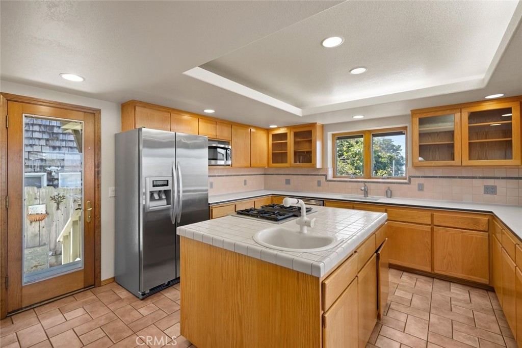 409 Tulare Avenue, Morro Bay, CA 93442
