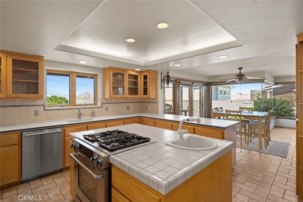 409 Tulare Avenue, Morro Bay, CA 93442