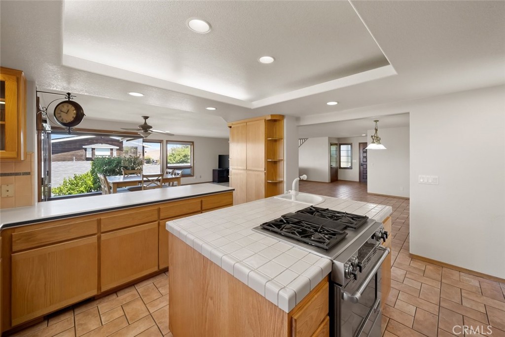 409 Tulare Avenue, Morro Bay, CA 93442