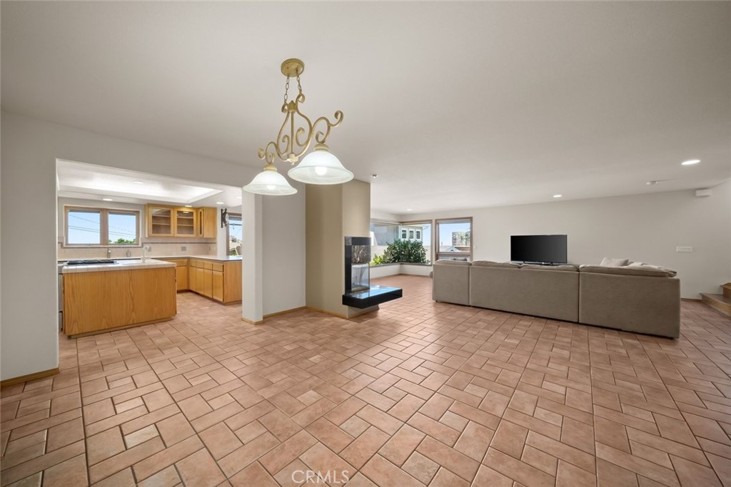 409 Tulare Avenue, Morro Bay, CA 93442