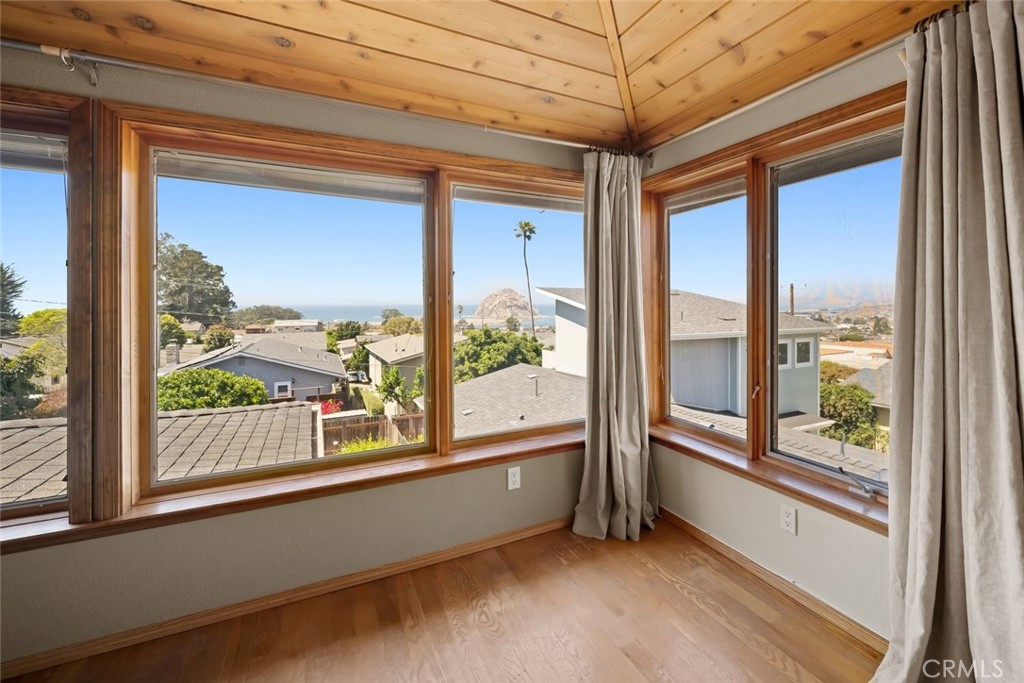409 Tulare Avenue, Morro Bay, CA 93442