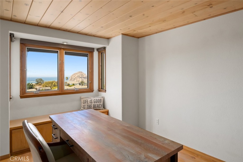 409 Tulare Avenue, Morro Bay, CA 93442