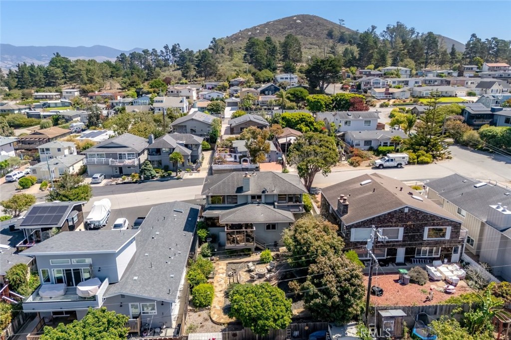 409 Tulare Avenue, Morro Bay, CA 93442