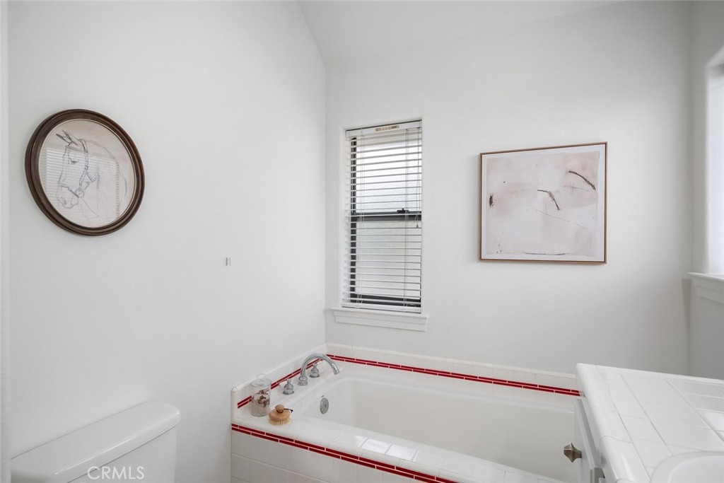 806 Grove Street, Paso Robles, CA 93446