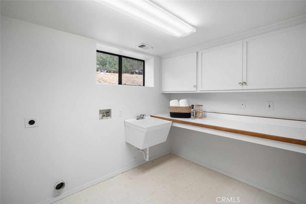 806 Grove Street, Paso Robles, CA 93446