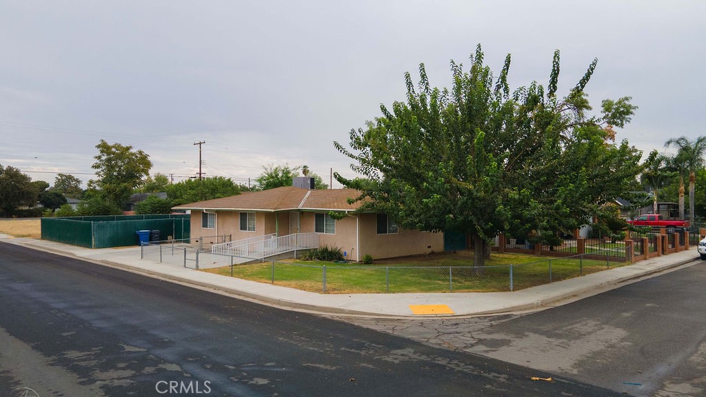 630 Belmont, Delano, CA 93215
