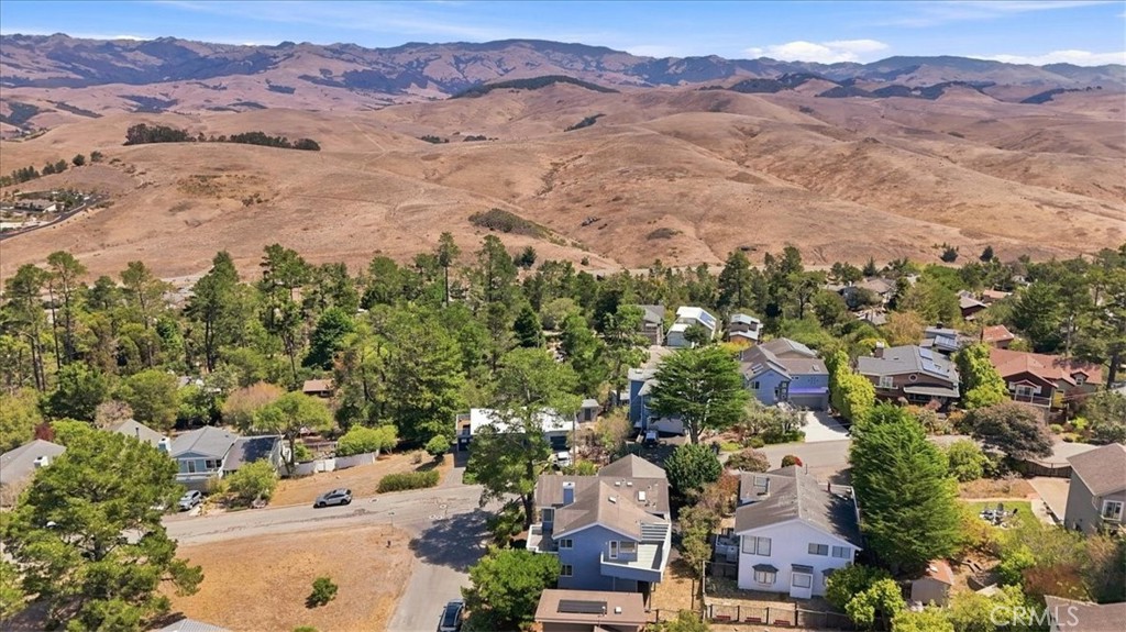 2770 Holden, Cambria, CA 93428
