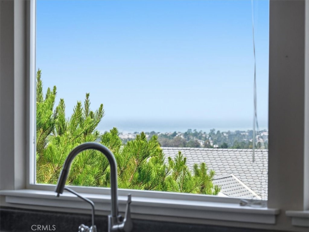 2770 Holden, Cambria, CA 93428