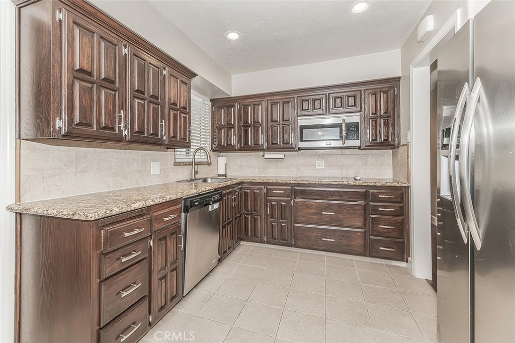 611 San Gabriel, Clovis, CA 93612