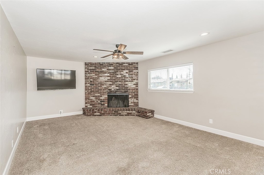 611 San Gabriel, Clovis, CA 93612