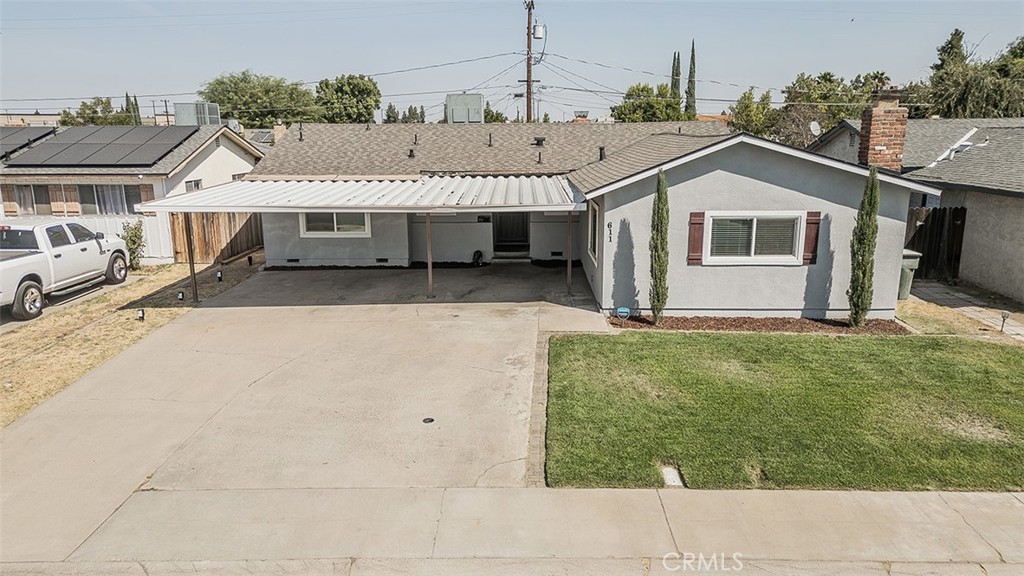611 San Gabriel, Clovis, CA 93612