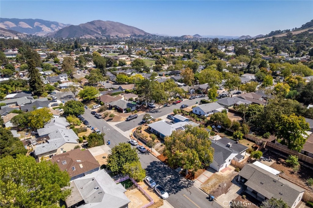 321 Tolosa Way, San Luis Obispo, CA 93405