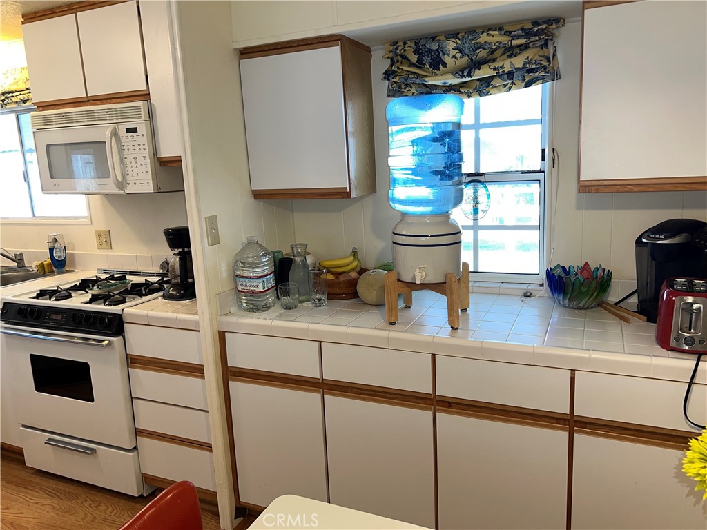 1226 Main St #11, Cambria, CA 93428