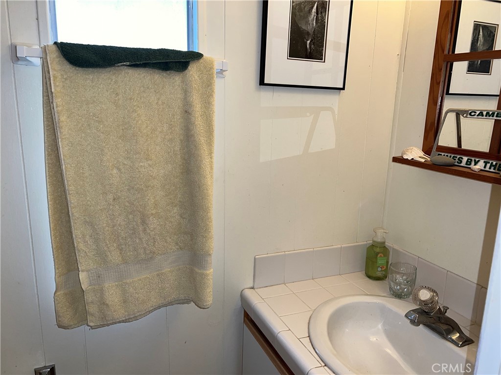 1226 Main St #11, Cambria, CA 93428