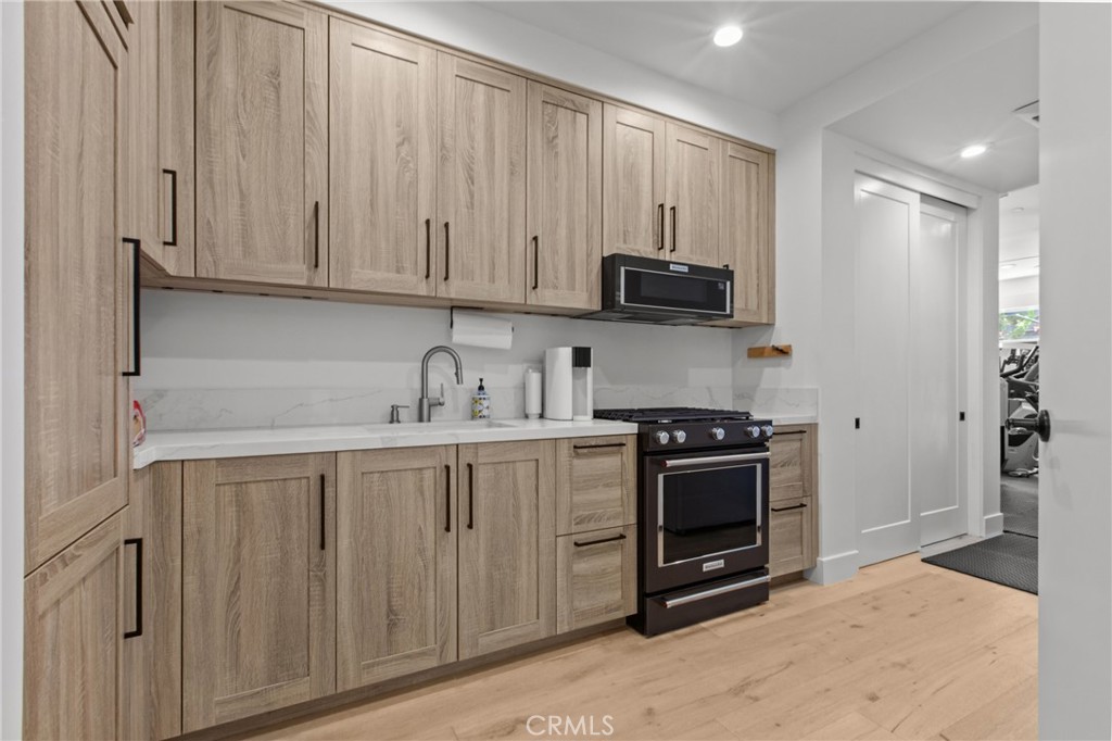 2054 Fixlini St, San Luis Obispo, CA 93401