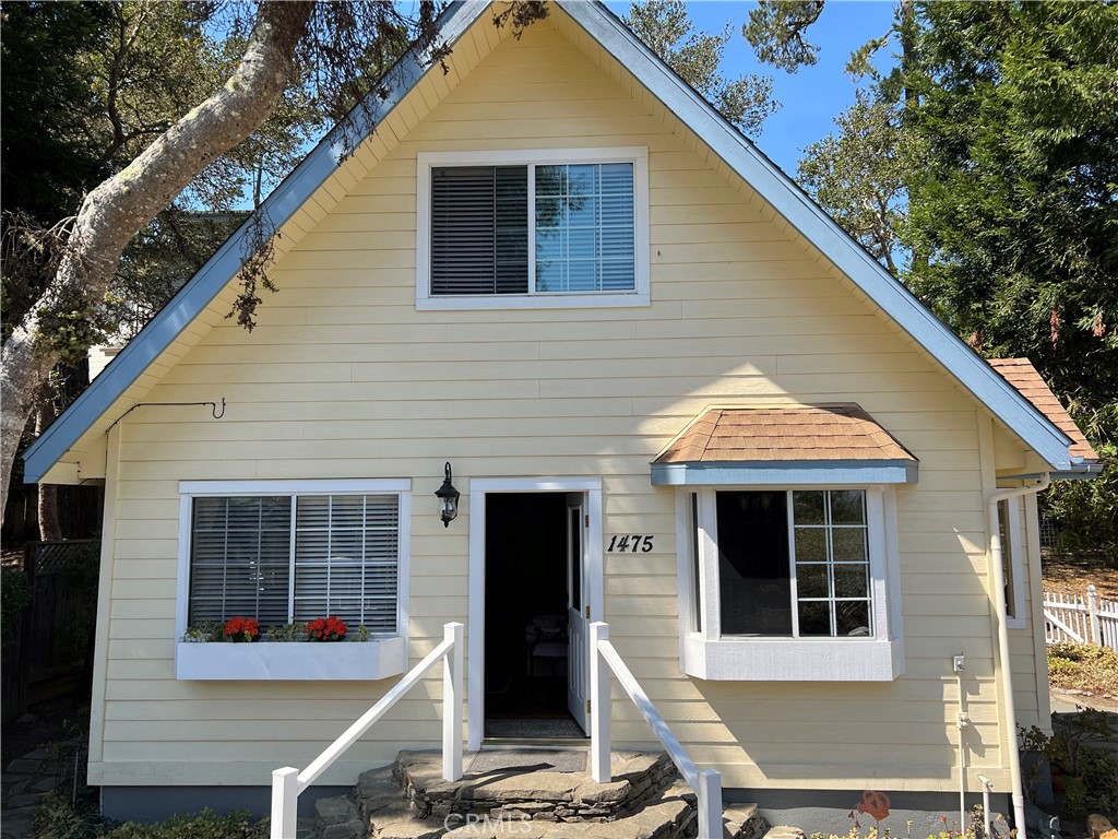 1475 Spencer St, Cambria, CA 93428