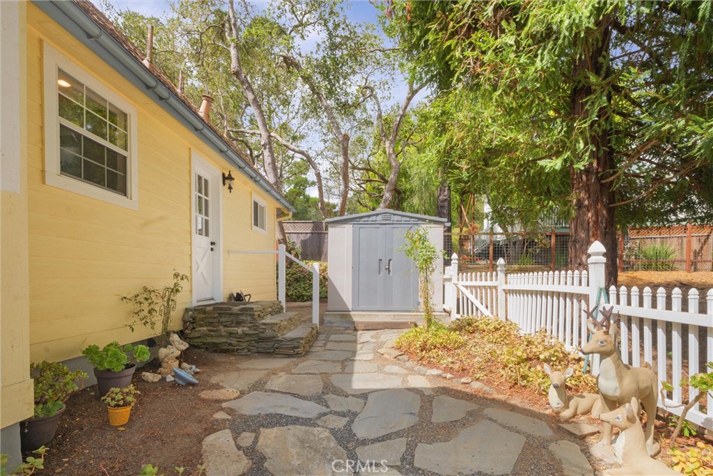 1475 Spencer St, Cambria, CA 93428