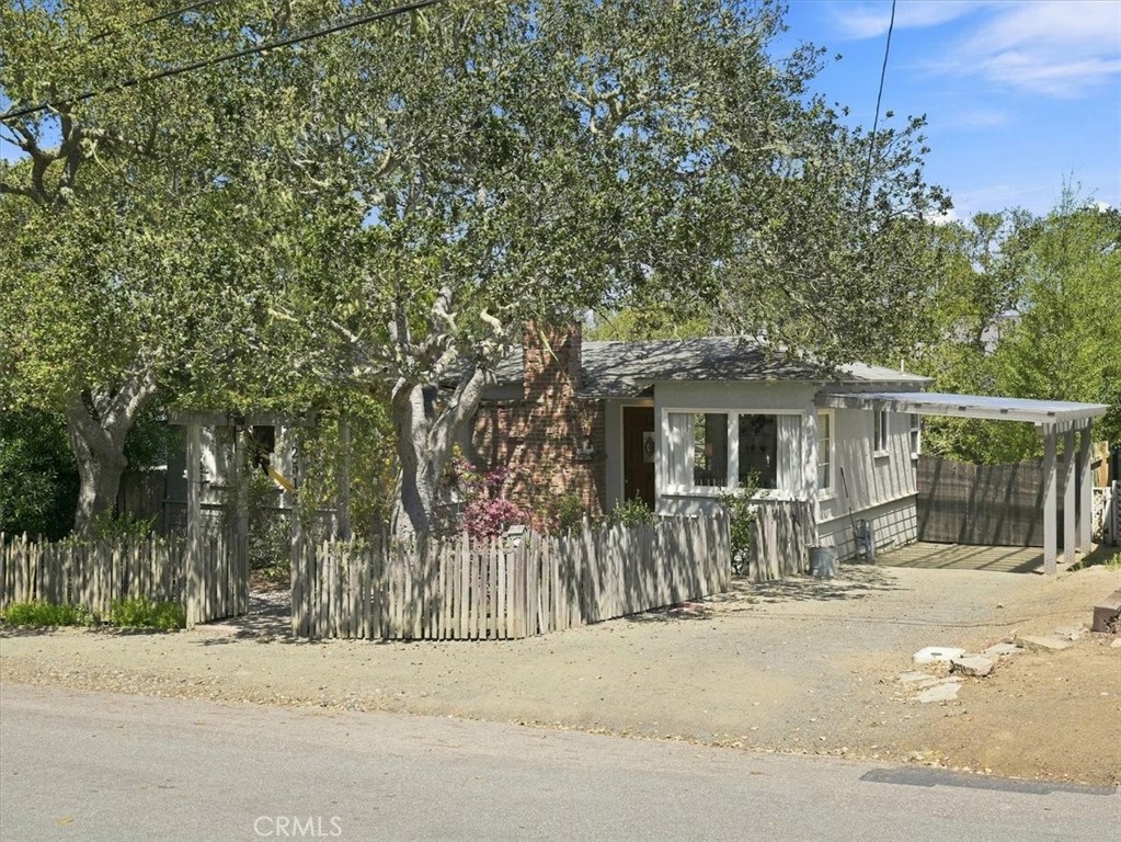 2512 Pineridge, Cambria, CA 93428