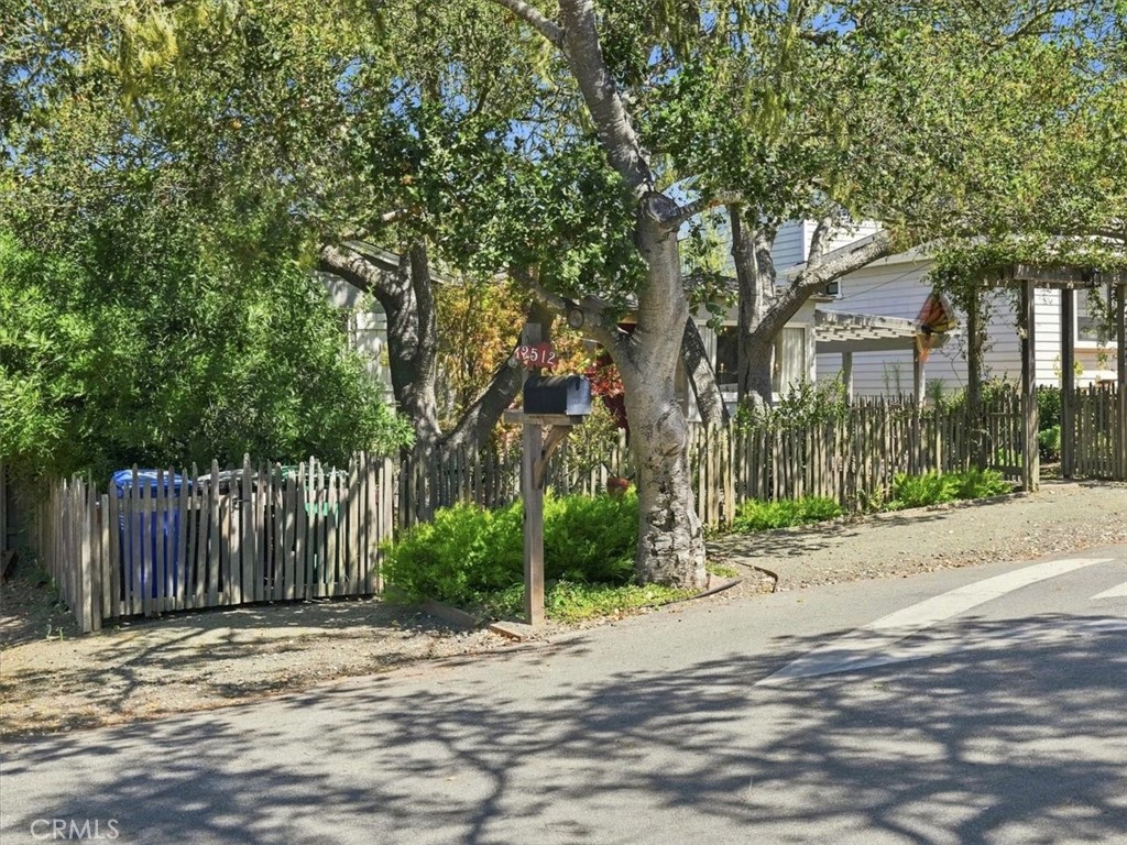 2512 Pineridge, Cambria, CA 93428