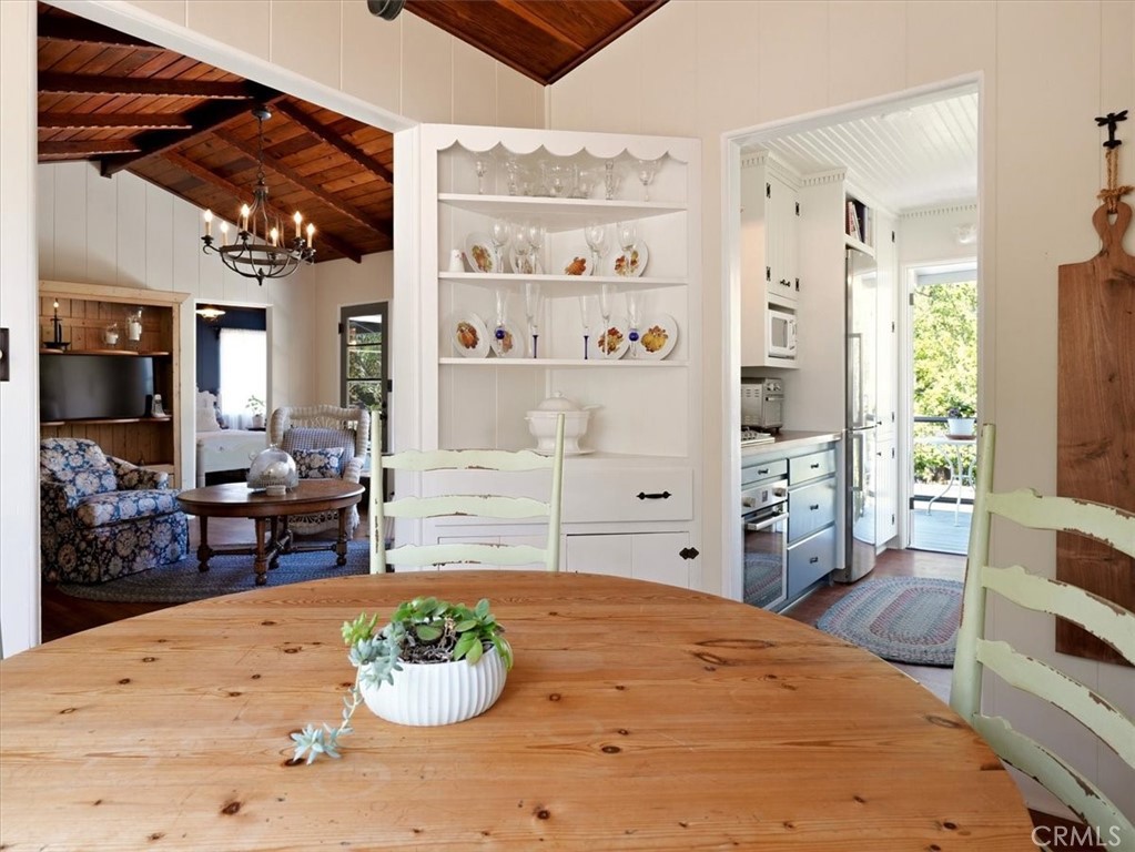 2512 Pineridge, Cambria, CA 93428